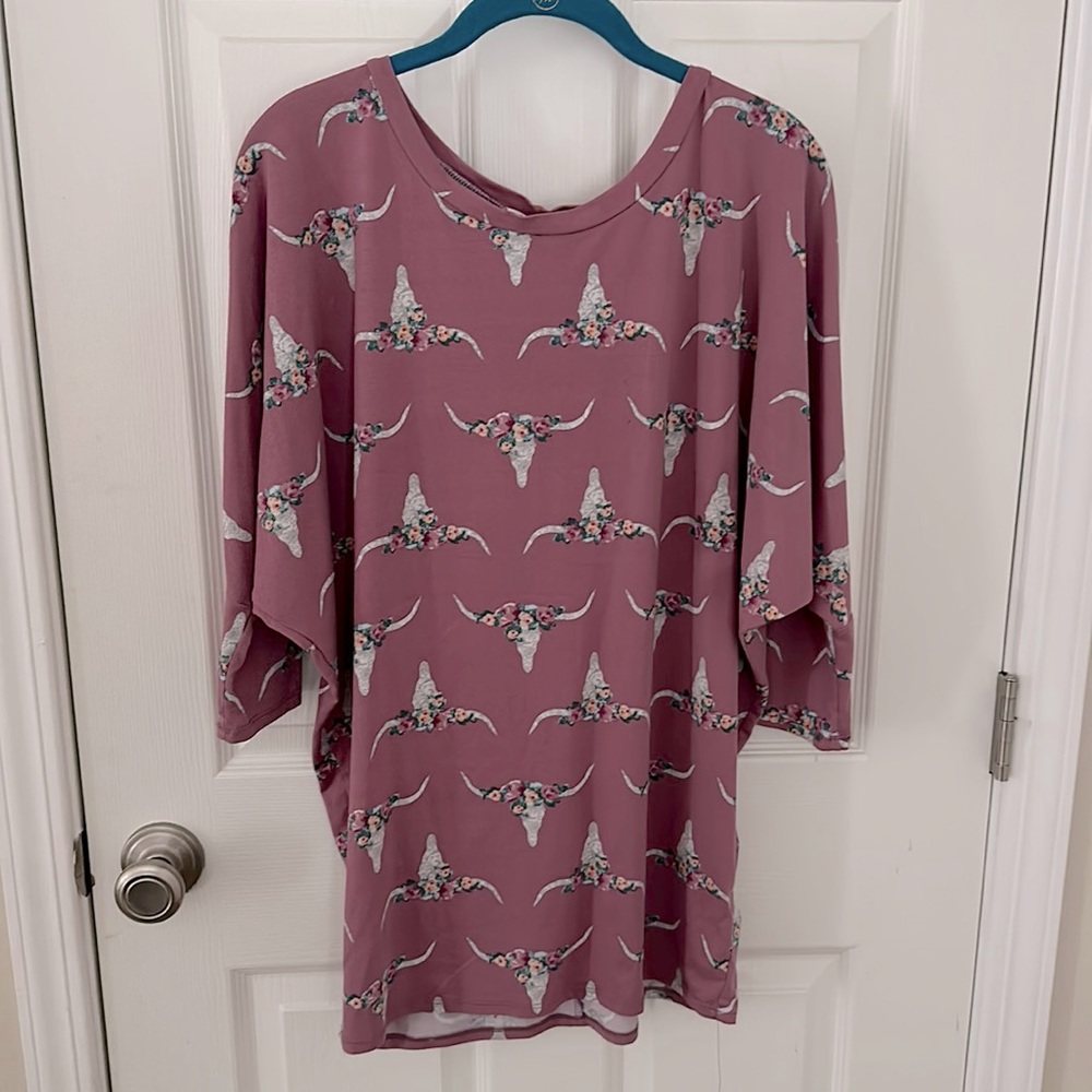 Amelia James dolman sleeve top